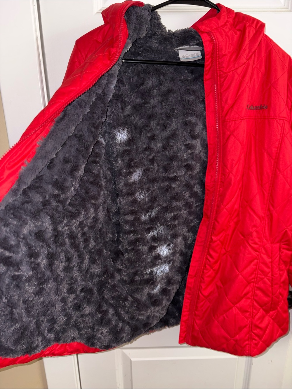 Columbia Red Quilted Hooded Jacket - Picture 3 of 5